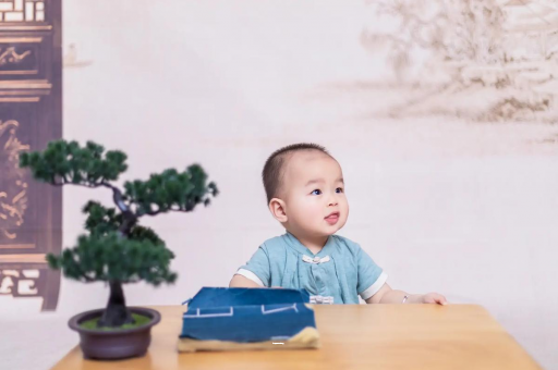 阿克苏二个月宝宝做哪些训练